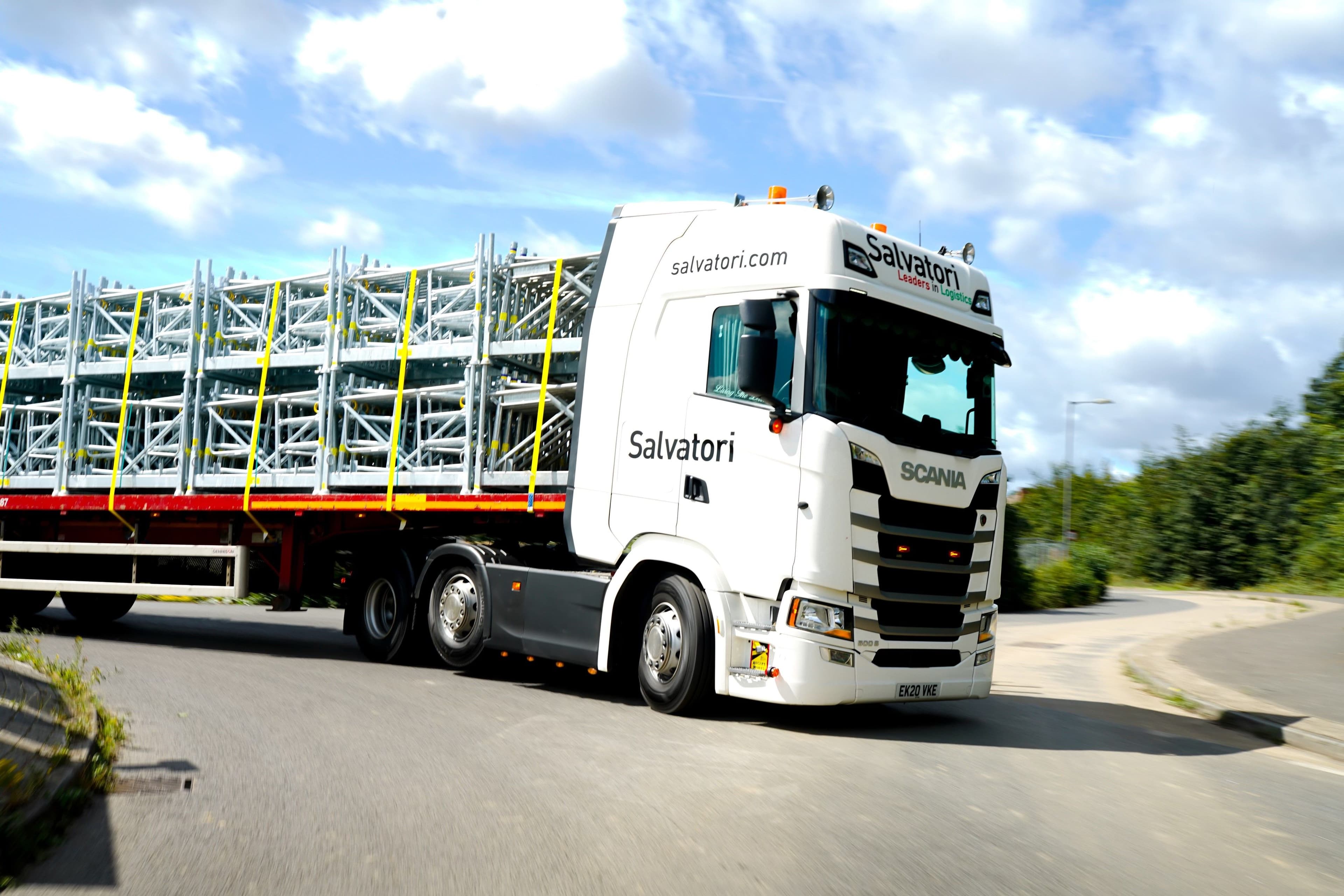 Salvatori boosts trailer productivity and compliance with Webfleet’s EBPMS technology
